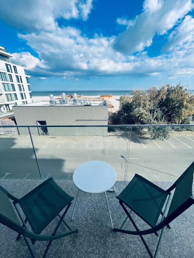 Crazy Seaview Nord Apartment